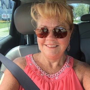 Meet your Posher, Donna